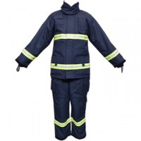 Costum tip pompier de lucru hidrofobizat, ignifugat, antistatic SVSU/SPSU